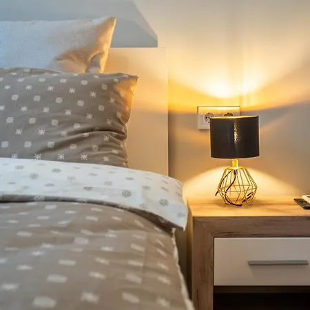Comfy With Location Apartmán